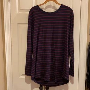 Nordstrom BP size large long sleeve T navy and brick red